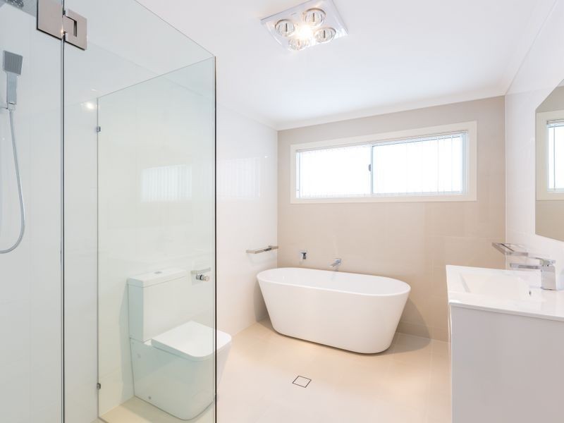 8 Whistlers Run, Albion Park NSW 2527