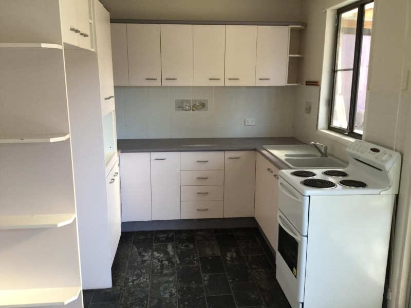 35 Thomas St, Warilla NSW 2528