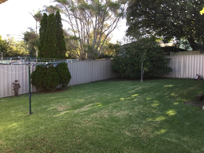 35 Thomas St, Warilla NSW 2528