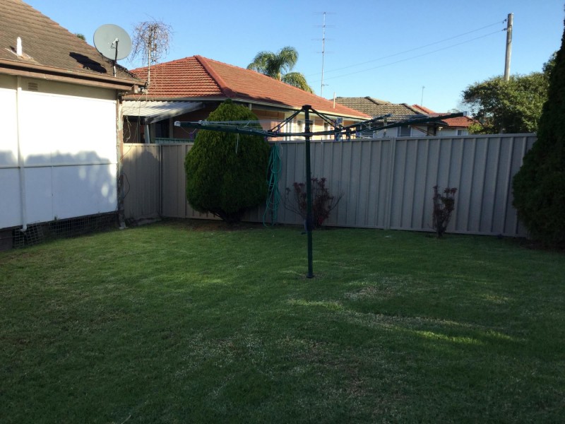 35 Thomas St, Warilla NSW 2528