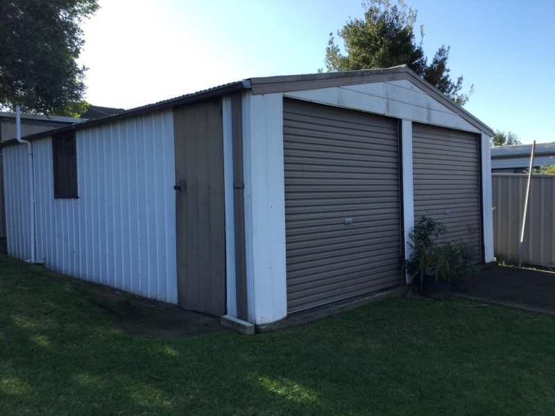 35 Thomas St, Warilla NSW 2528