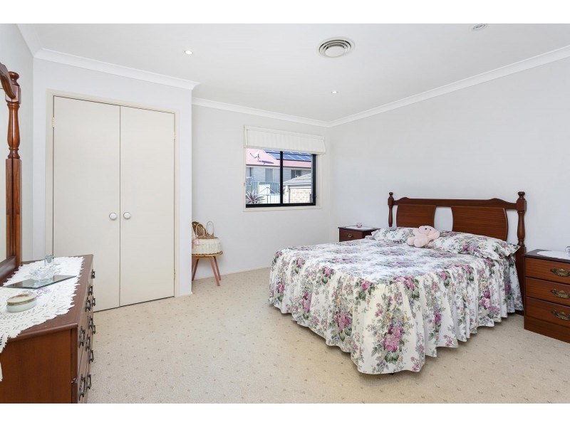 49 Mortlock Drive, Albion Park NSW 2527