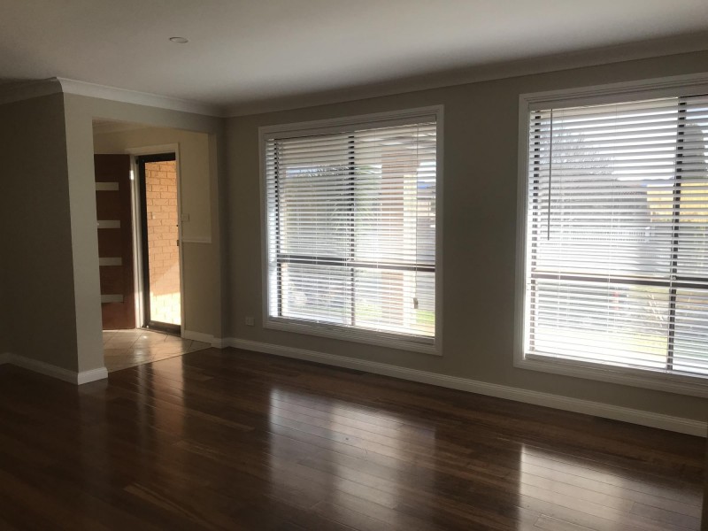 19 Tarra Crescent, Oak Flats NSW 2529