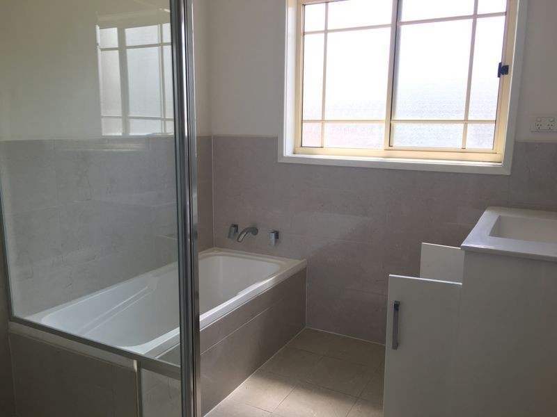 2/125b Koona Street,, Albion Park Rail NSW 2527