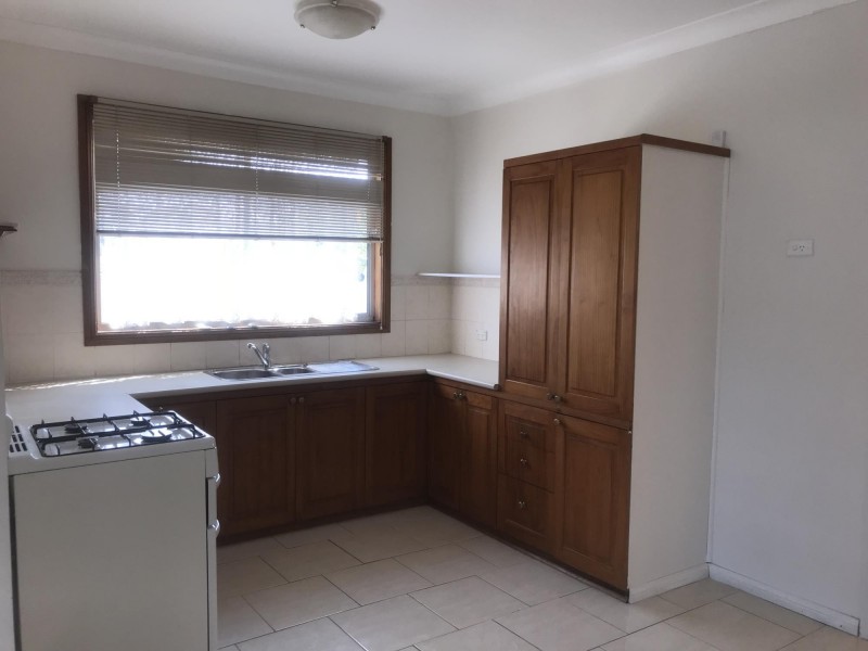 16 Wooroo Street, Albion Park Rail NSW 2527