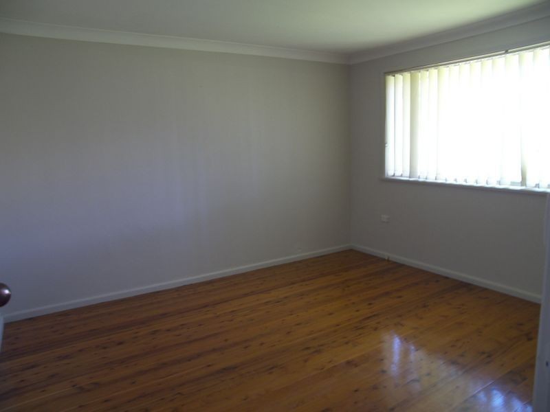 103 Devonshire Crescent, Oak Flats NSW 2529