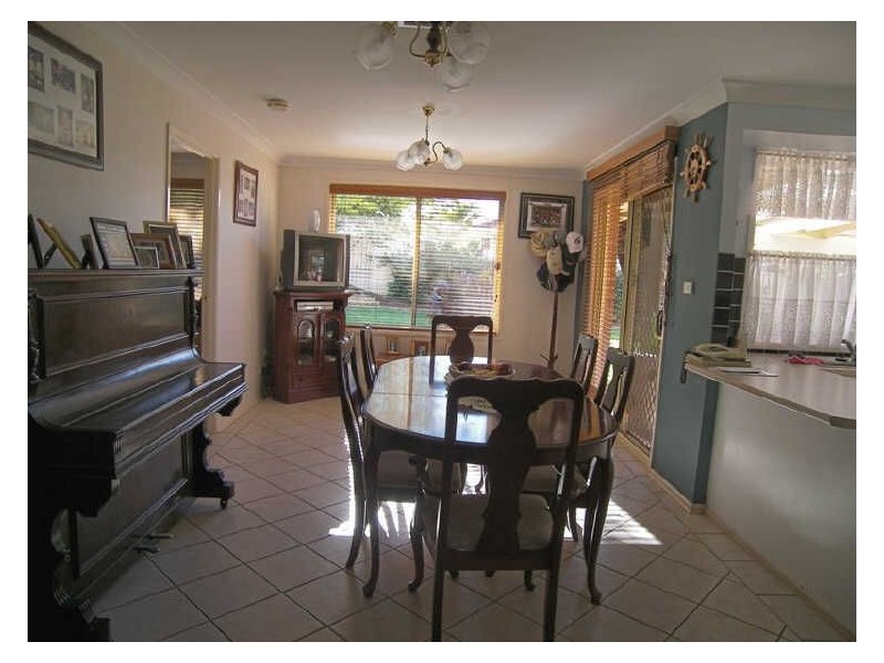 20 Hazelton Drive, Albion Park NSW 2527