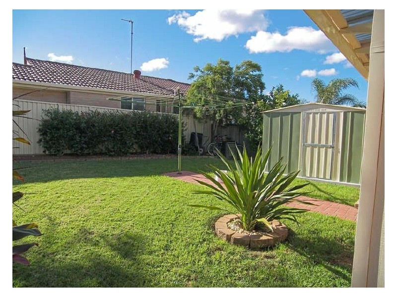 20 Hazelton Drive, Albion Park NSW 2527