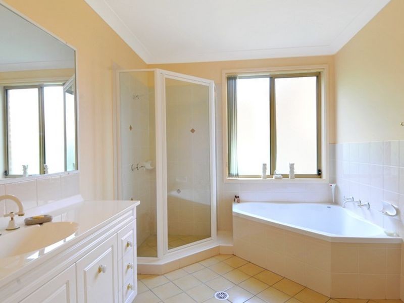 11 The Grove, Shellharbour NSW 2529