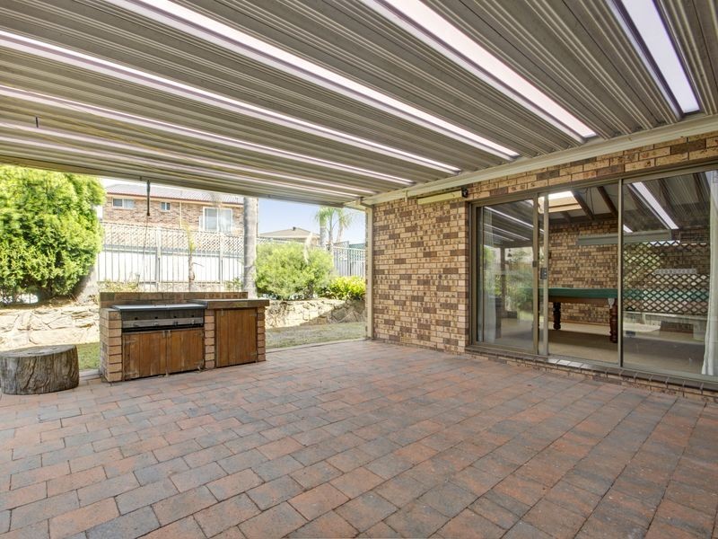 34 Minda Cres, Oak Flats NSW 2529
