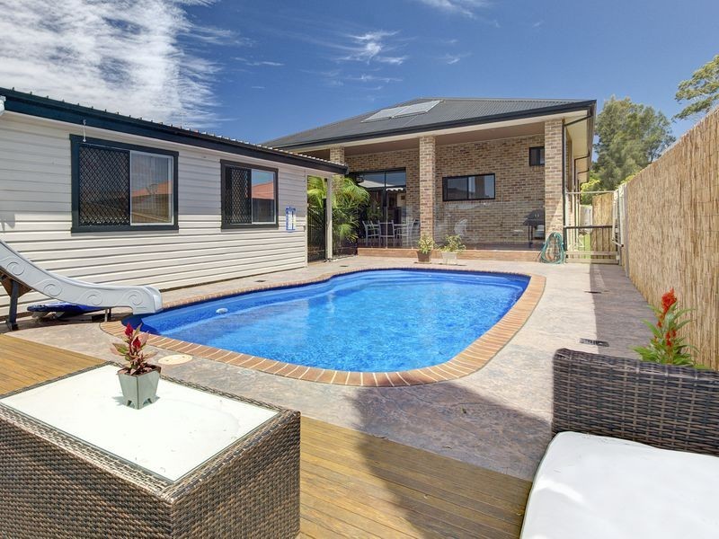 44 Griffiths Street, Oak Flats NSW 2529