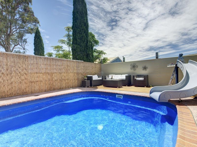 44 Griffiths Street, Oak Flats NSW 2529