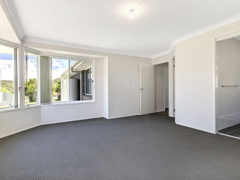 15 Tomlin Street, Albion Park NSW 2527