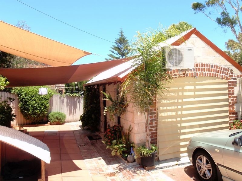 89b Wray Avenue, Fremantle WA 6160