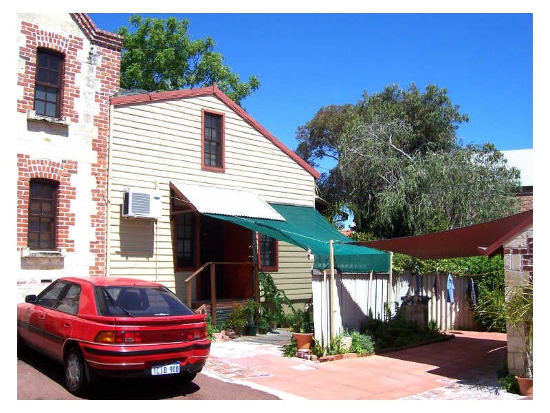 89b Wray Avenue, Fremantle WA 6160