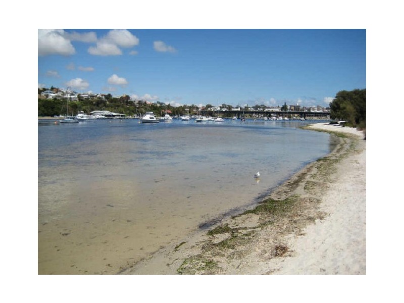 4b John Street, North Fremantle WA 6159