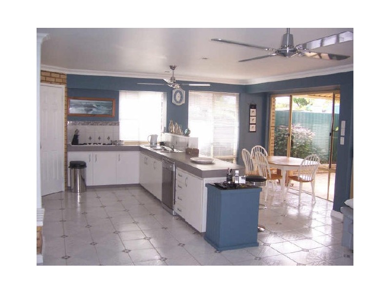 45 Leonard Way, Spearwood WA 6163