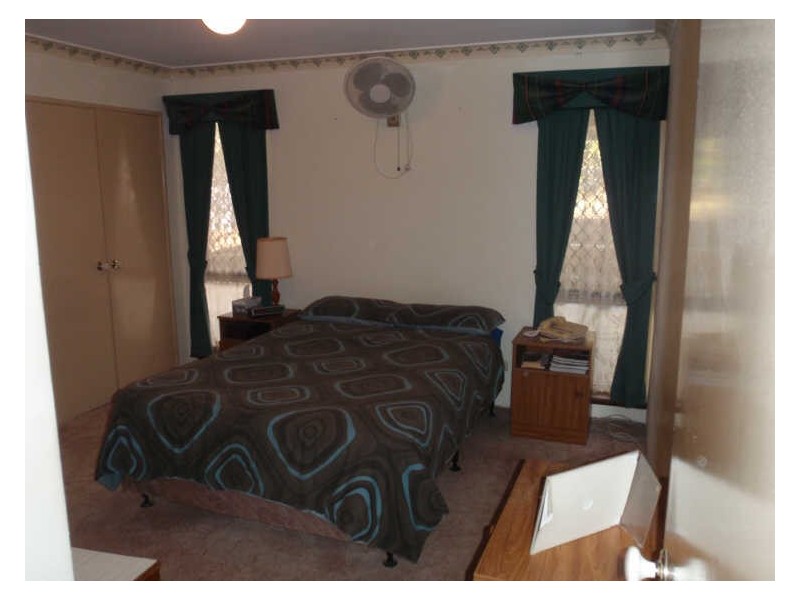 16 Taylor Close, Leda WA 6170