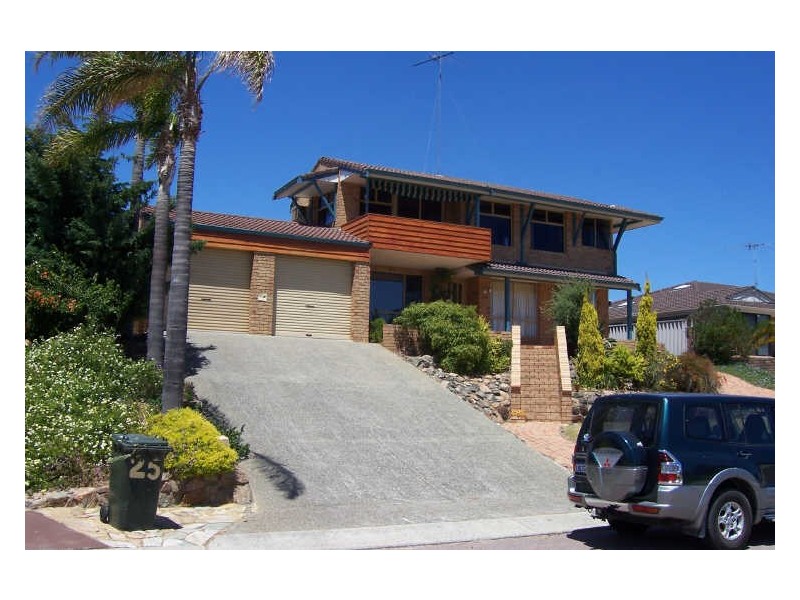 25 Parakeet Way, Coogee WA 6166