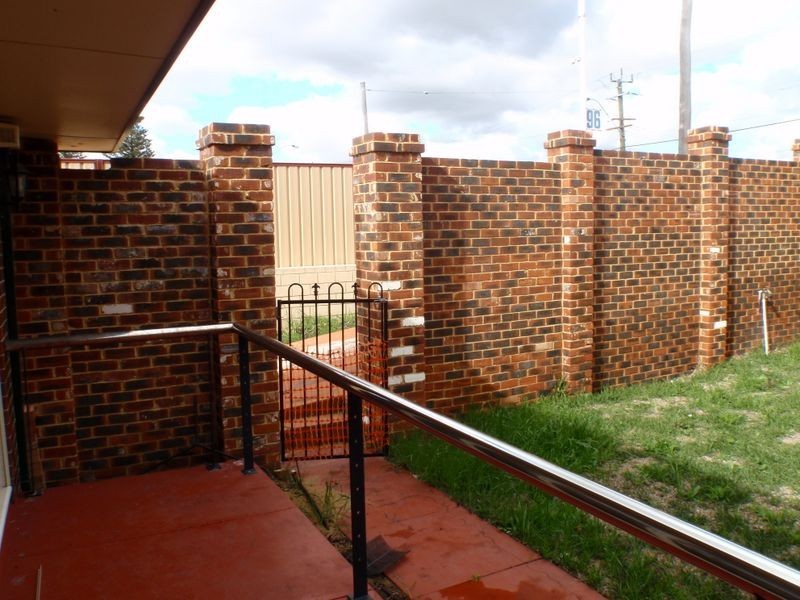 94 Forrest Road, Hamilton Hill WA 6163