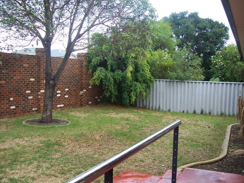 94 Forrest Road, Hamilton Hill WA 6163