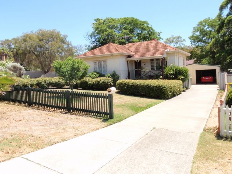 43 Kellam Way, Medina WA 6167