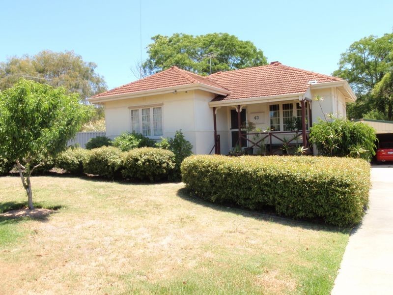 43 Kellam Way, Medina WA 6167