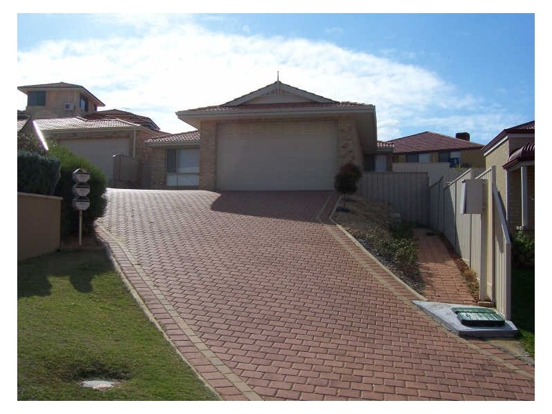 1/8 Marmand Court, Coogee WA 6166