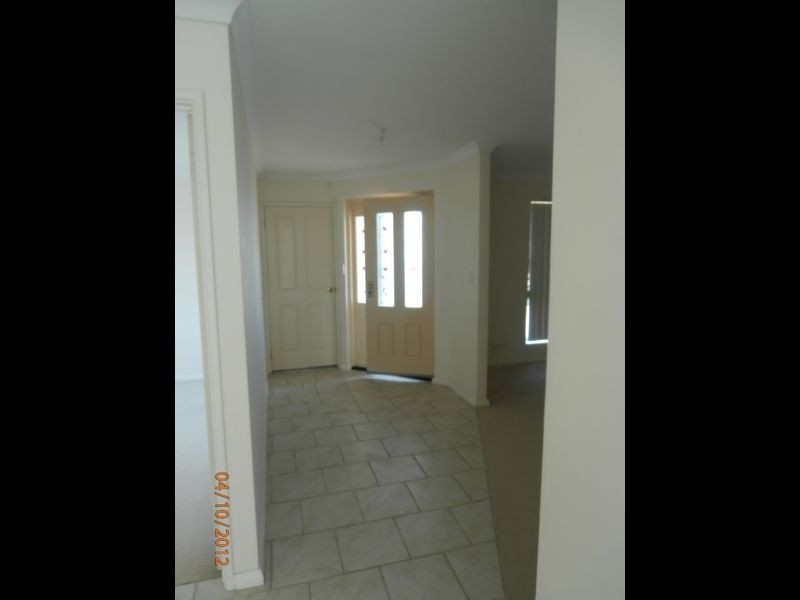 1/8 Marmand Court, Coogee WA 6166