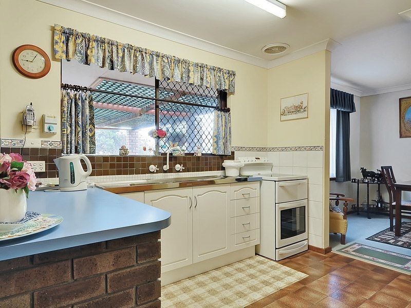 3 Cary Street, Munster WA 6166