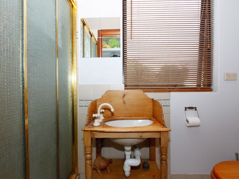 55 Fairbairn Road, Coogee WA 6166