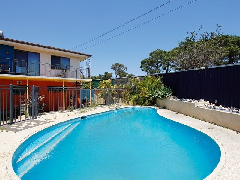 52 Davies Street, Kardinya WA 6163