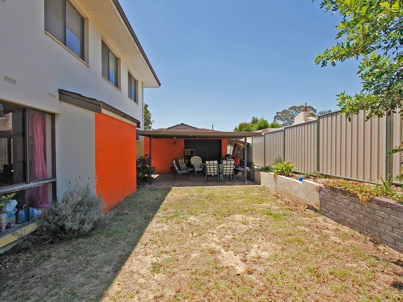 52 Davies Street, Kardinya WA 6163