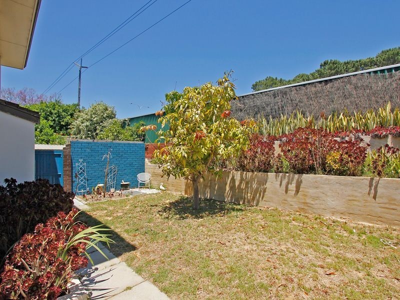 52 Davies Street, Kardinya WA 6163