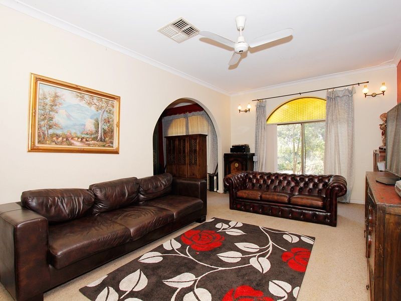 52 Davies Street, Kardinya WA 6163