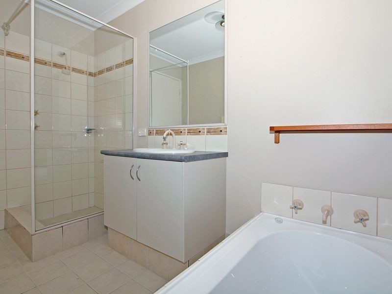 15 Moombaki Avenue, Bertram WA 6167