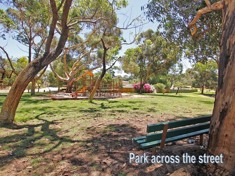 2 Hereford Place, Spearwood WA 6163