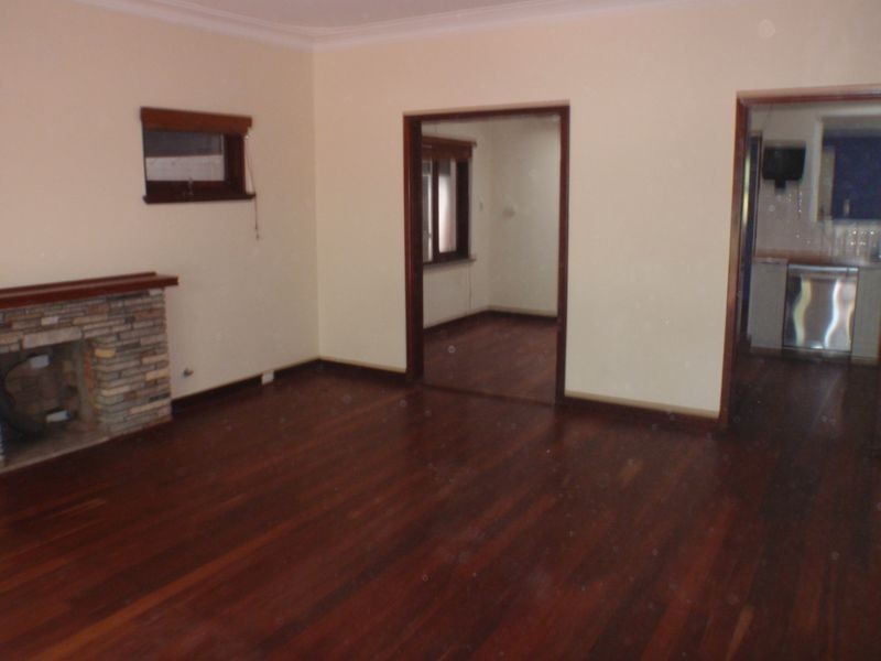 7 Cooke Street, Hilton WA 6163