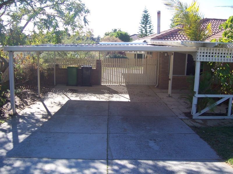 8 Sparrow Way, Spearwood WA 6163