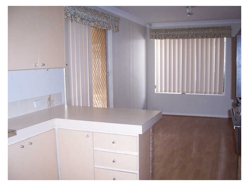 8 Sparrow Way, Spearwood WA 6163