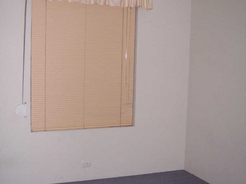 8 Sparrow Way, Spearwood WA 6163