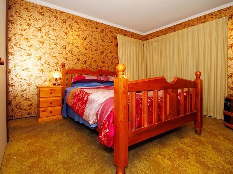 12 Salway Place, Spearwood WA 6163