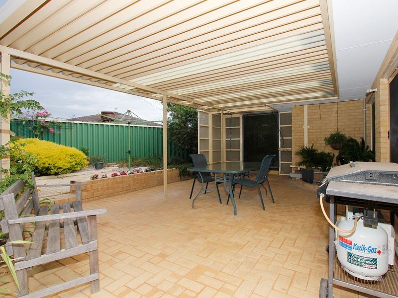 6b Korel Place, Coogee WA 6166