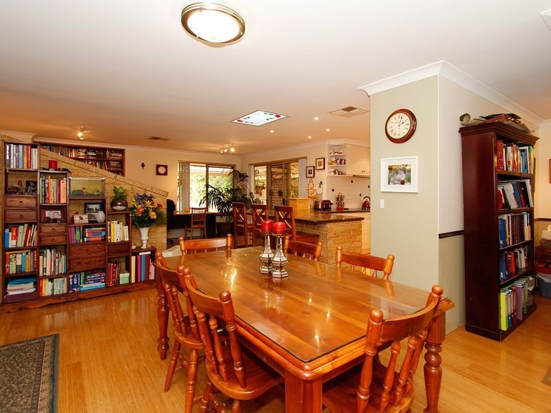 3 Meadow Close, Kardinya WA 6163