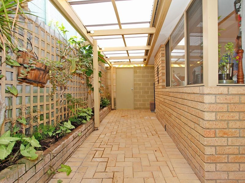 3 Meadow Close, Kardinya WA 6163