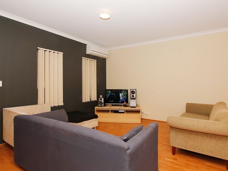 10 Gray Court, Hamilton Hill WA 6163