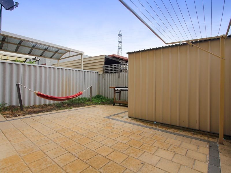 10 Gray Court, Hamilton Hill WA 6163