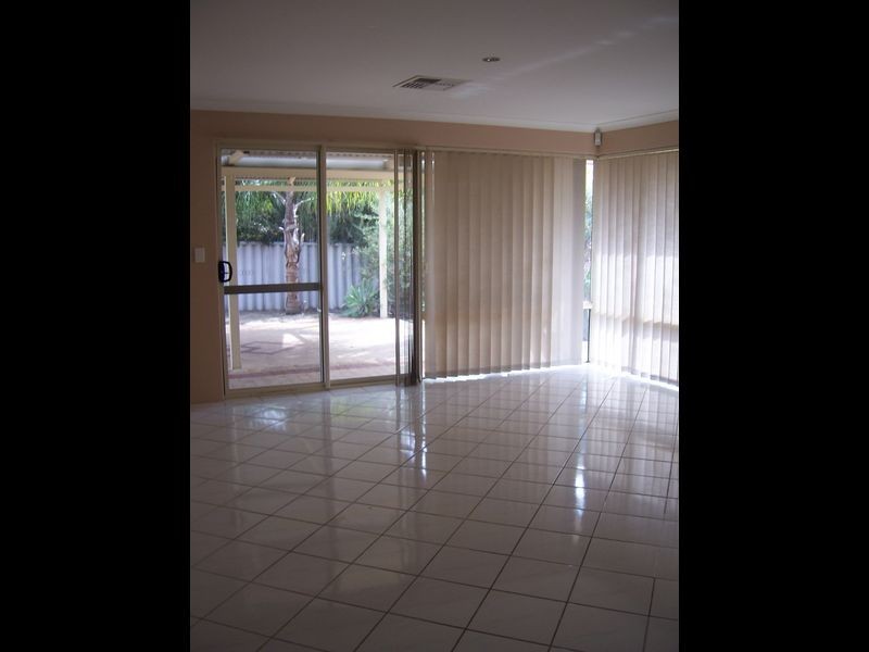 13 Centaury Close, Beeliar WA 6164
