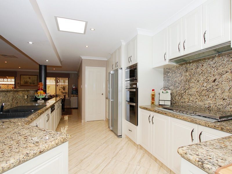 46 Garden Road, Spearwood WA 6163