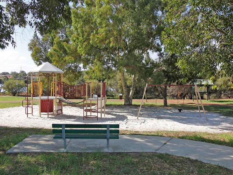 46 Garden Road, Spearwood WA 6163